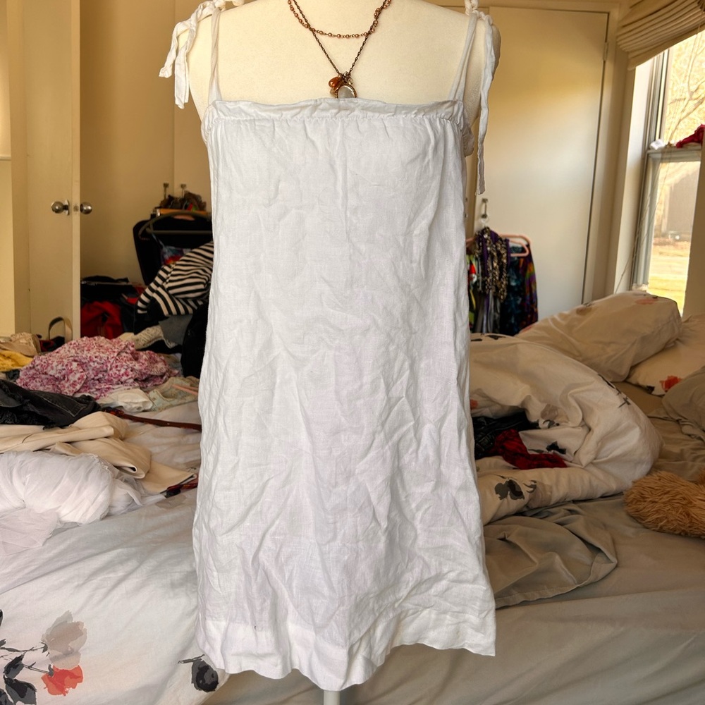 White flowy reformation mini dress or top